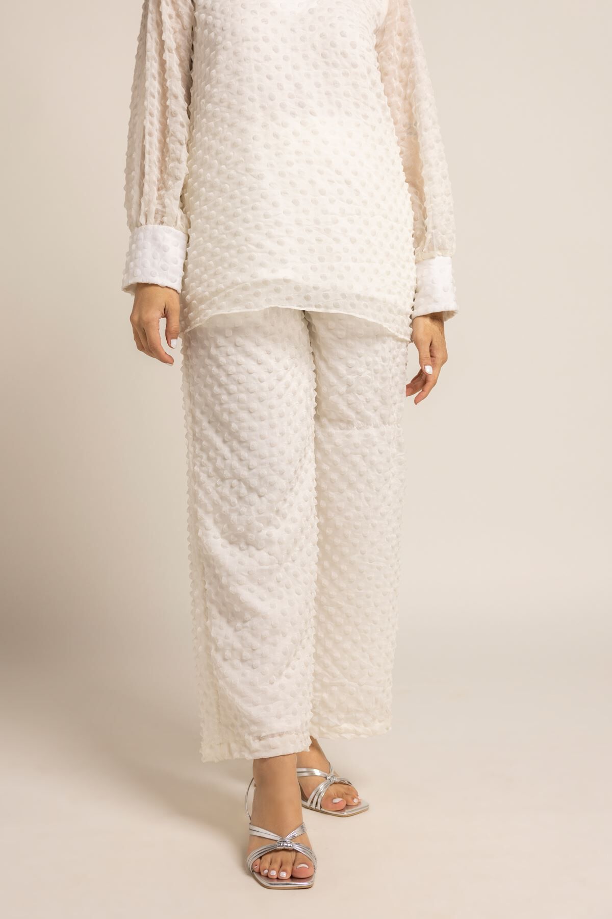 Khaadi trousers online