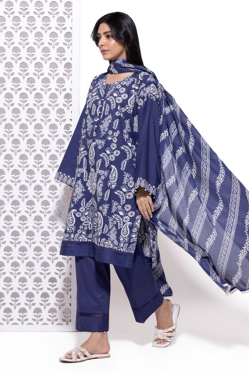 https://uae.khaadi.com/dw/image/v2/BJTG_PRD/on/demandware.static/-/Sites-khaadi-master-catalog/default/dw4822bb82/images/hi-res/eeb24516b_navy_1.jpg?sw=800&sh=1200