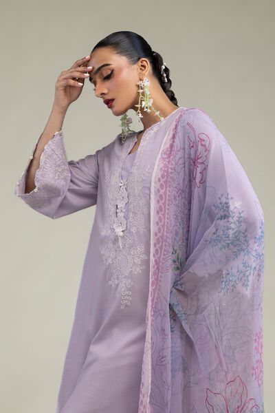 Embroidered | Chiffon | Chiffon Floral Dupatta | AED 100.00