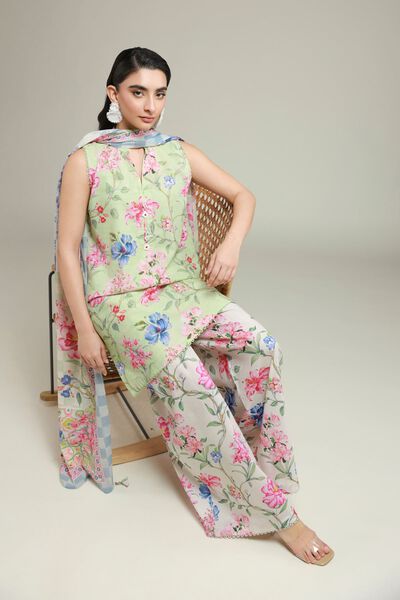 Printed | Messuri | 3-Piece Tailored Set | AED 138.00