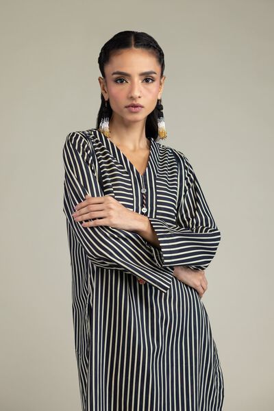 Printed | Cambric | V-Neck Longline Kurta | AED 100.00