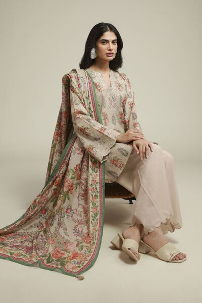 Embroidered | Mesuri | Floral Tailored Suit | AED 280.00