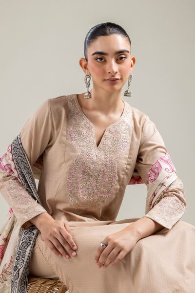 Embroidered | Lawn | Off-White Lawn Dupatta | AED 80.00