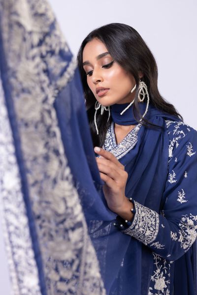 Embroidered | Polyester Crinkle Chiffon | Dupatta | AED 180.00