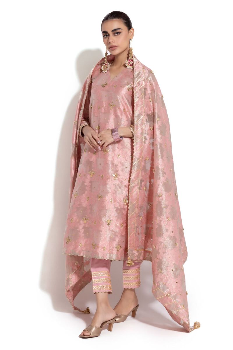 https://uae.khaadi.com/dw/image/v2/BJTG_PRD/on/demandware.static/-/Sites-khaadi-master-catalog/default/dw50c976cc/images/hi-res/esb24193_l-pink_1.jpg?sw=800&sh=1200