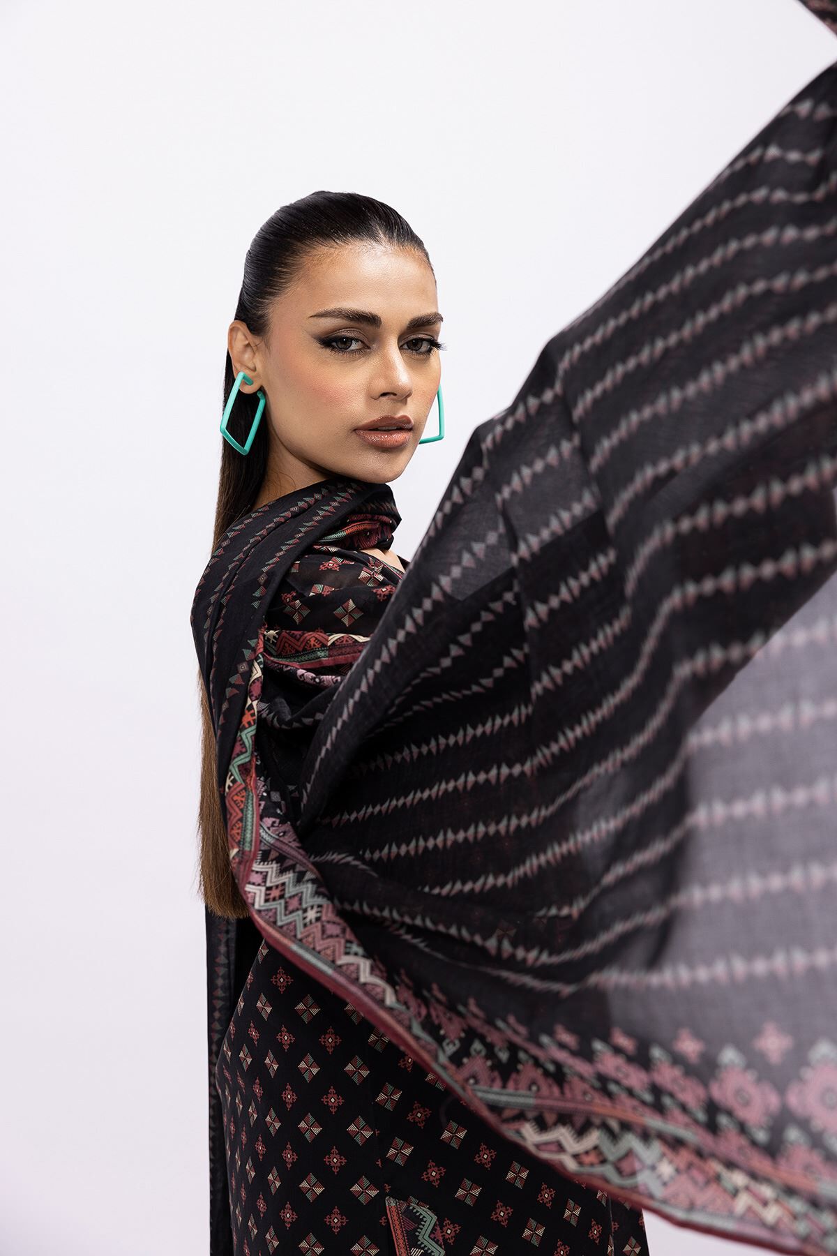 Khaadi lawn 2025 3 piece suit