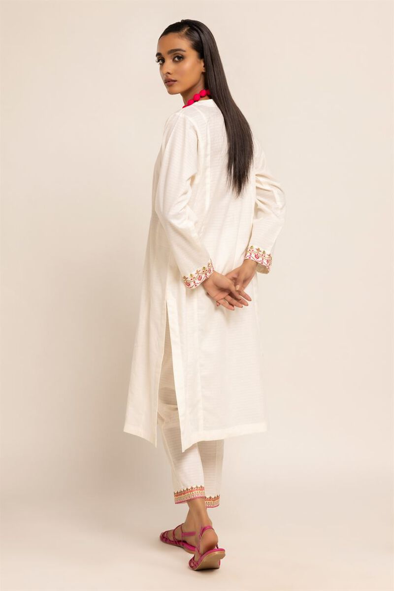  | Kurta | Embroidered | null