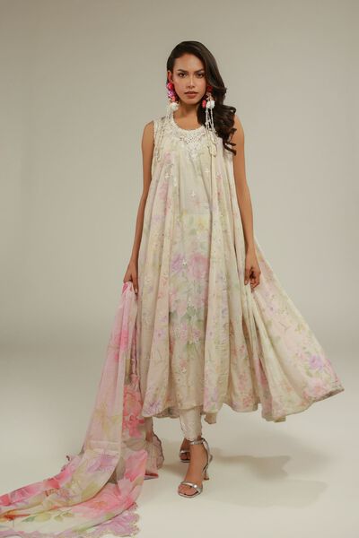 Embroidered | Raw Silk | Sleeveless 3-piece Set | AED 325.00
