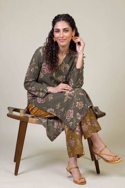 Printed | Light Khaddar | Floral Longline Kurta | AED 150.00