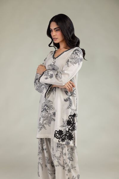 Embroidered | Cambric | Short Floral Kurta | AED 65.00