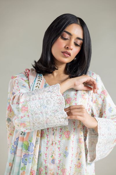 Embroidered | Textured Lawn | Tailored Lawn 3-Piece | AED 150.00