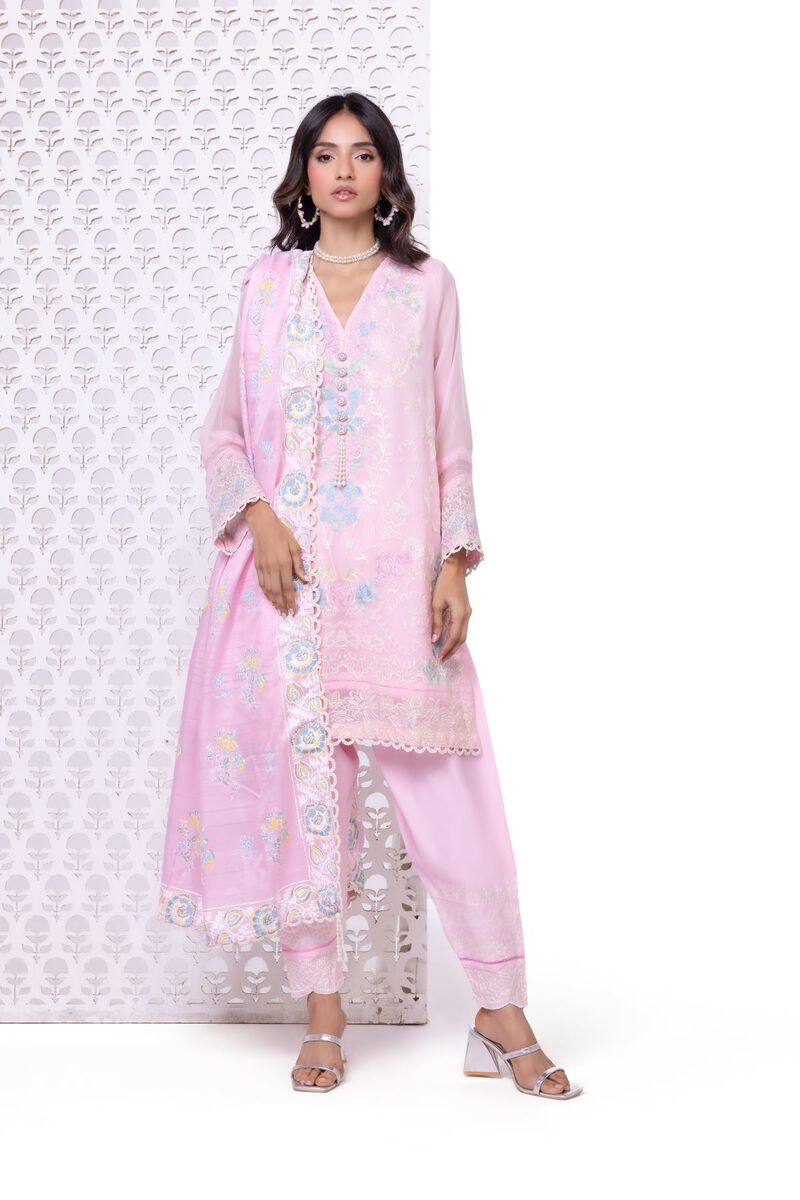 https://uae.khaadi.com/dw/image/v2/BJTG_PRD/on/demandware.static/-/Sites-khaadi-master-catalog/default/dw5933e301/images/hi-res/est24518_l-pink_1.jpg?sw=800&sh=1200