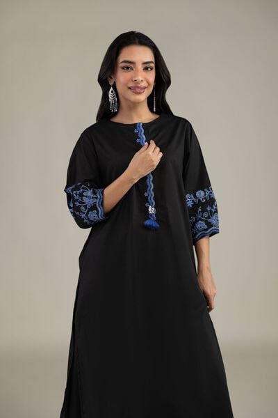 Embroidered | Cambric | Black Cambric Kurta | AED 180.00