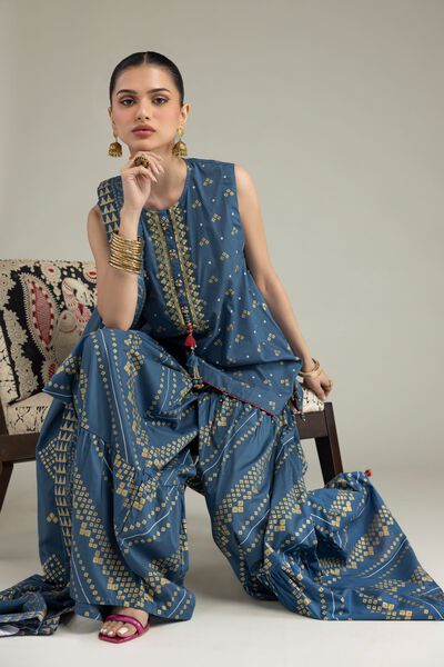 Embroidered | Cambric | Cambric Co-ords Set | AED 120.00