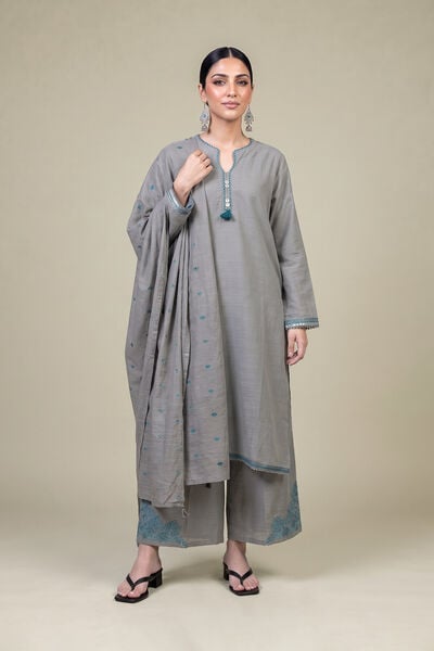 Embroidered | Light Khaddar | Gray Khaddar Dupatta | AED 150.00