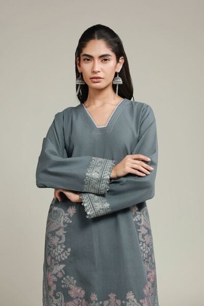 Dyed | Jacquard | Gray Tailored Set | AED 180.00