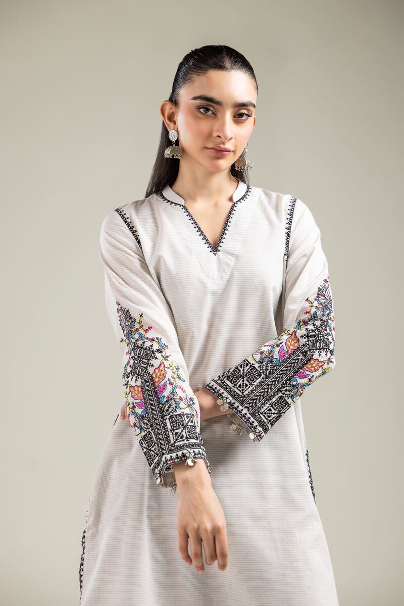 Embroidered | Mesuri | Off-White Longline Kurta | AED 180.00