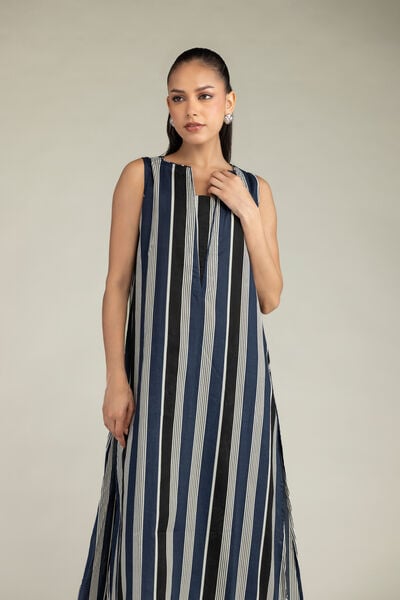 Printed | Cambric | Sleeveless Longline Kurta | AED 75.00