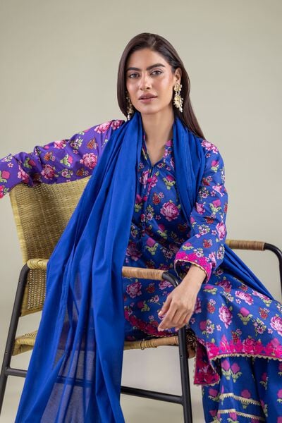 Embroidered | Cambric | Kurta | AED 130.00