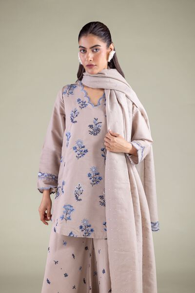 Embroidered | Mesuri | Floral Scalloped Kurta | AED 100.00
