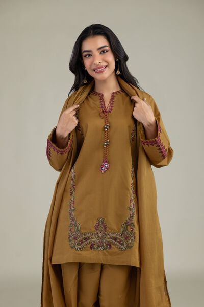 Embroidered | Cambric | Floral Cambric Kurta | AED 180.00