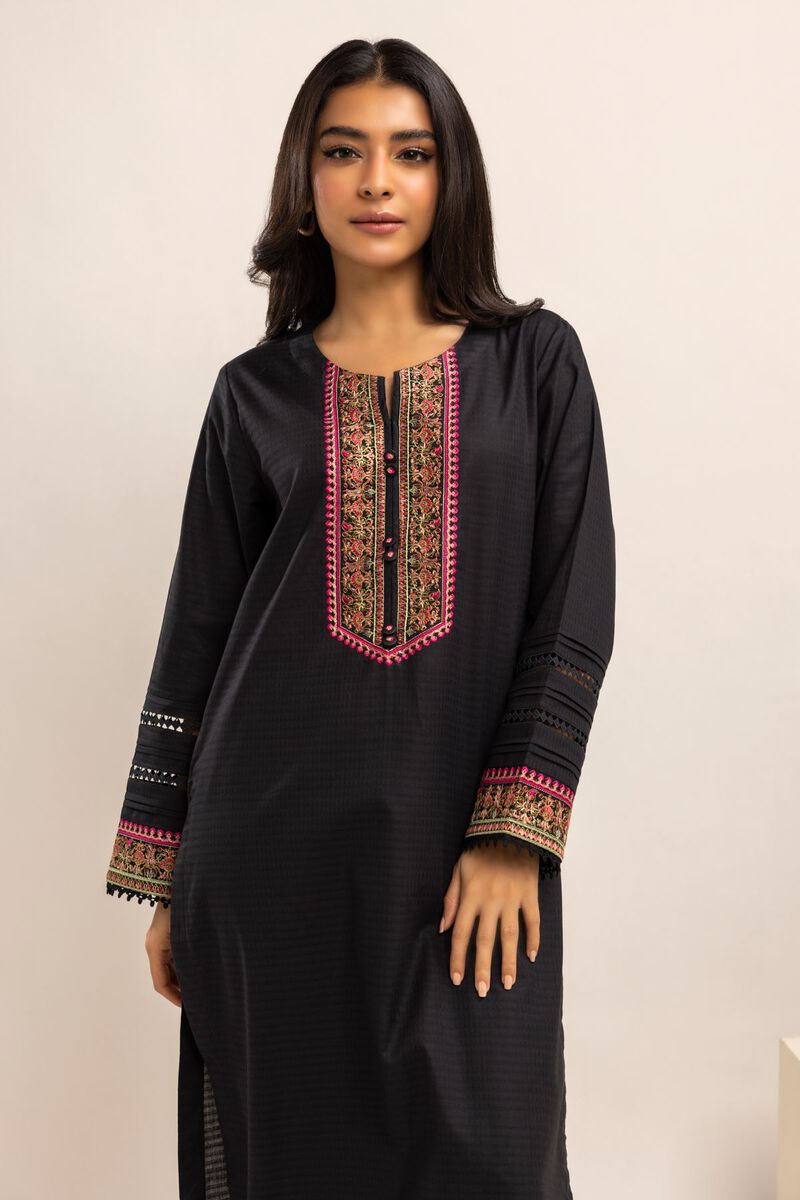  | Kurta | Embroidered | null