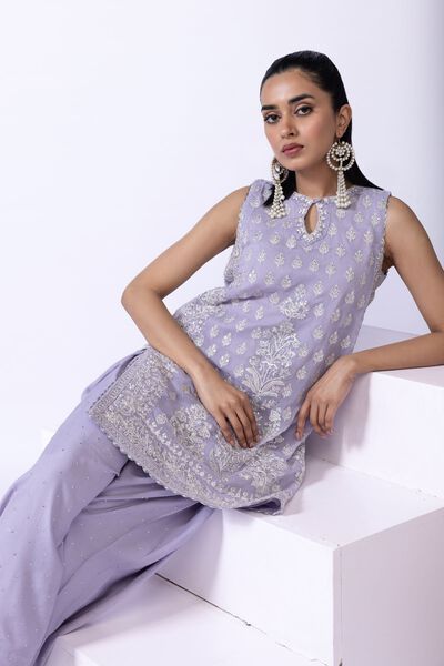 Embroidered | Polyester Crinkle Chiffon | Kurta | AED 90.00