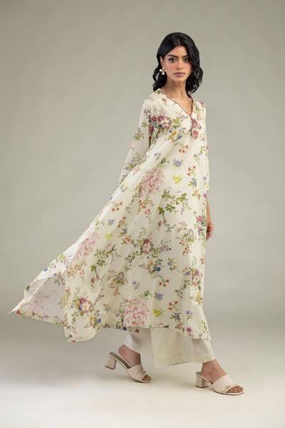 Embroidered | Cambric | Floral V-Neck Kurta | AED 100.00