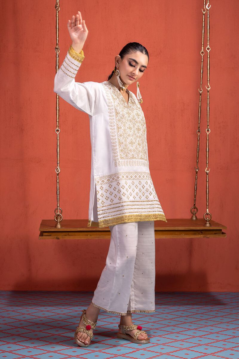  | Kurta | Embroidered | null
