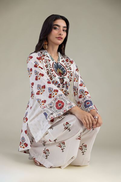 Printed | Cambric | White Cambric Kurta | AED 150.00