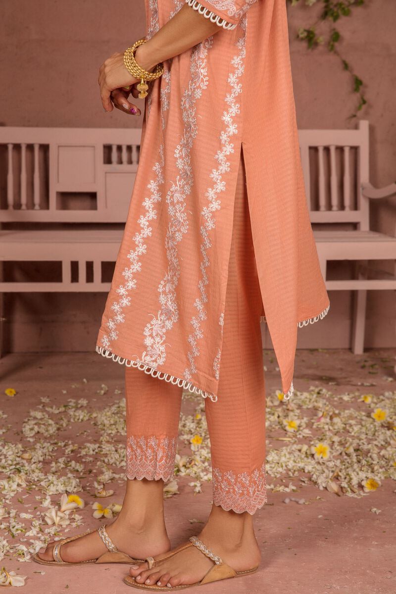  | Pants | Embroidered | null