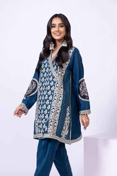 Embroidered | Viscose Oak Silk | Kurta | AED 400.00