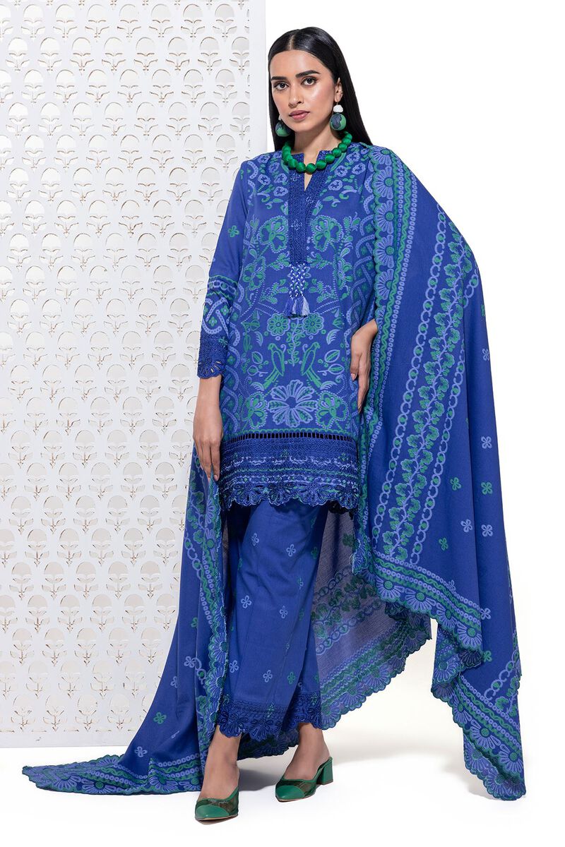 https://uae.khaadi.com/dw/image/v2/BJTG_PRD/on/demandware.static/-/Sites-khaadi-master-catalog/default/dw69810f55/images/hi-res/est24152_blue_1.jpg?sw=800&sh=1200