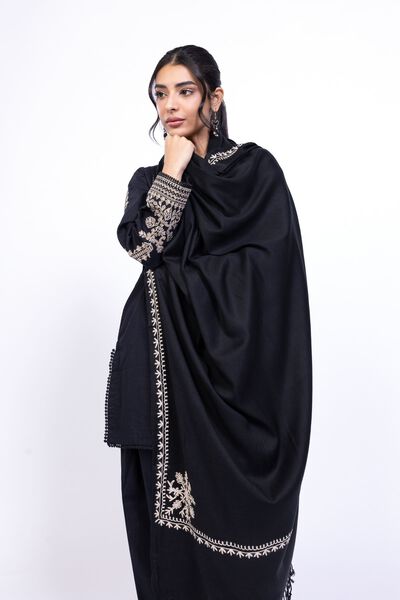 Dyed | Acrylic | Shawl | AED 100.00