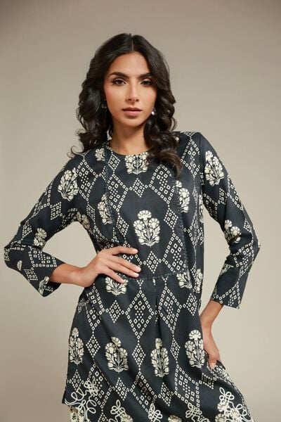 Embroidered | Viscose | Kurta | AED 100.00