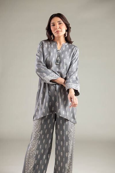 Printed | Viscose | Short V-Neck Kurta | AED 130.00