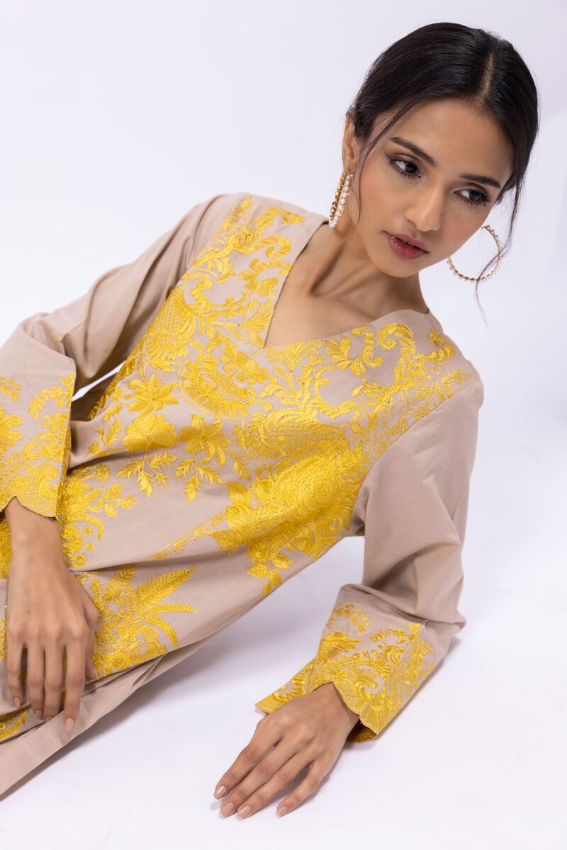  | Kurta | Embroidered | null