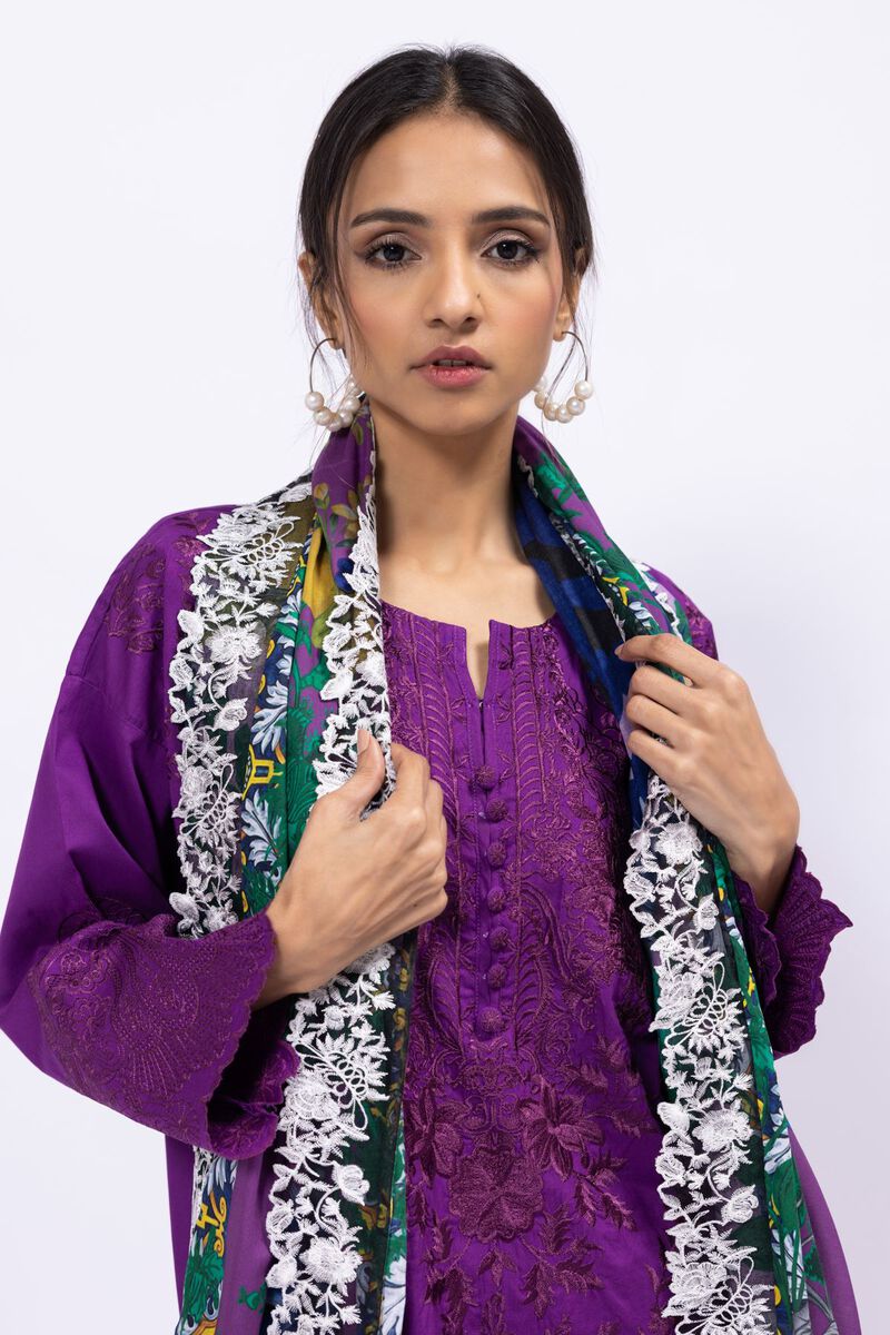 | Dupatta | Embroidered | null