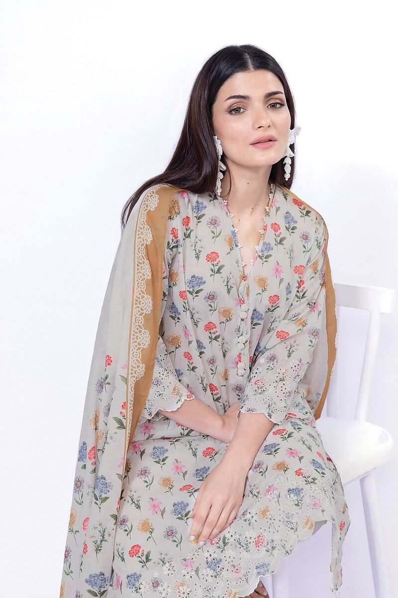 Embroidered | Lawn | Fabrics 3 Piece | null
