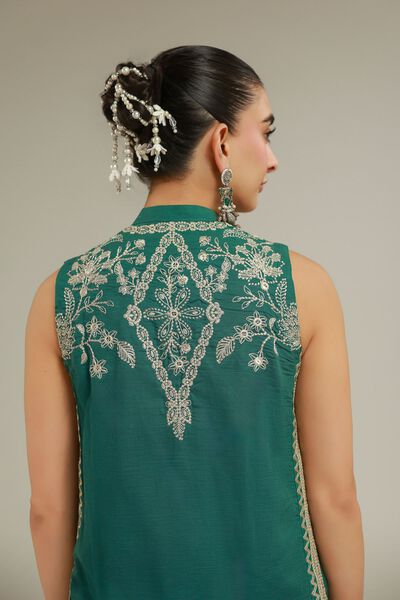Embroidered | Raw Silk | Kurta | AED 125.00
