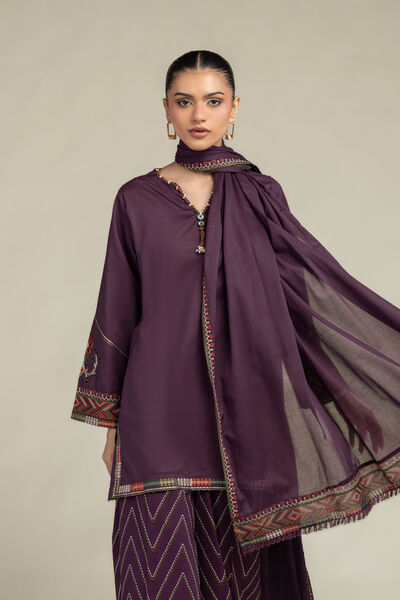 Embroidered | Cambric | Cambric V-Neck Kurta | AED 180.00