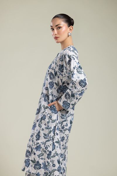 Embroidered | Cambric | Kurta | AED 130.00