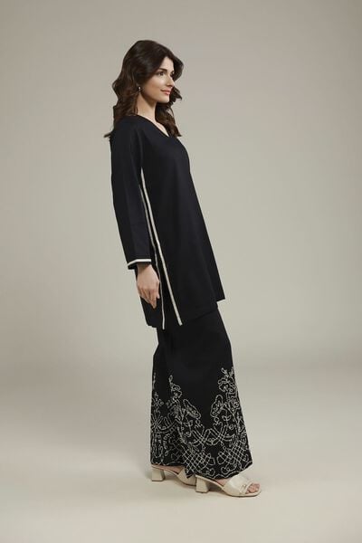 Embroidered | Heavy Textured Cotton | Floral Relaxed Pants | AED 120.00