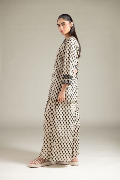 Textured Cotton | Trousers | AED 30.00