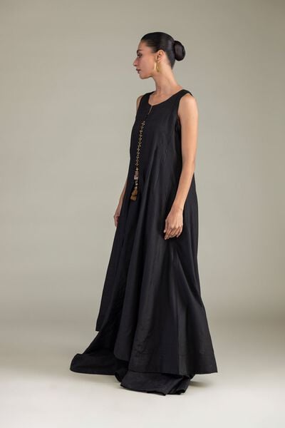 Dyed | Textured Raw Silk | Black Solid Pants | AED 180.00
