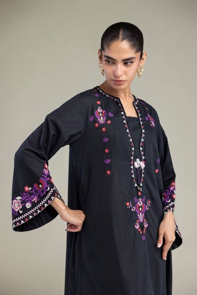 Embroidered | Cambric | Black Cambric Kurta | AED 200.00