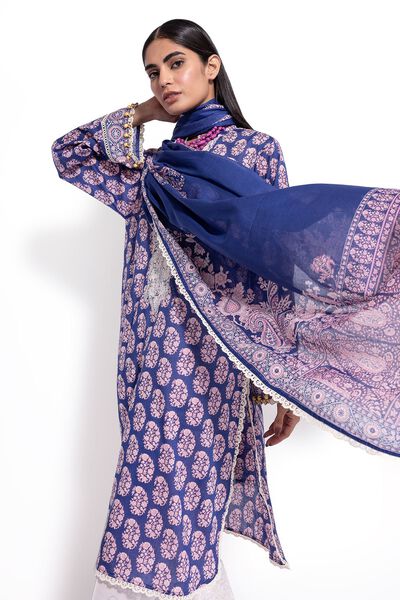 Lawn | Embroidered | Fabrics 3 Piece | AED 120.00