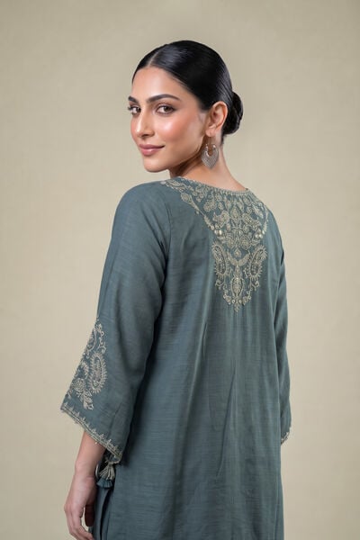 Embroidered | Light Khaddar | Short Embroidered Kurta | AED 200.00