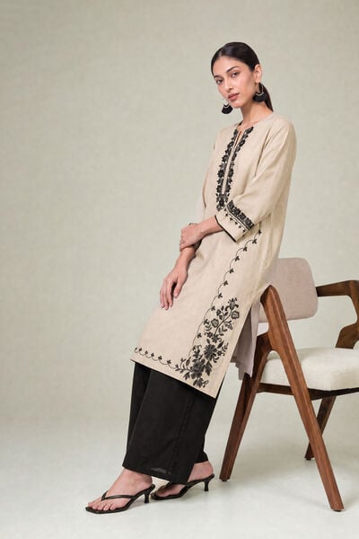 Embroidered | Cambric | Floral Cambric Kurta | AED 200.00