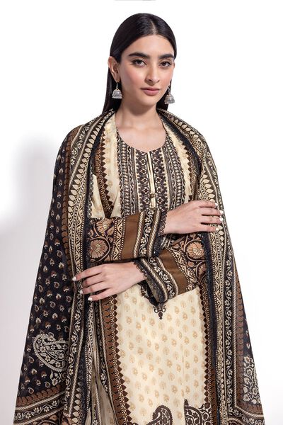 Lawn | Embroidered | Fabrics 3 Piece | AED 120.00